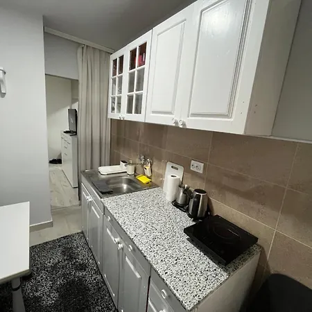 Golding Lux Apartament *